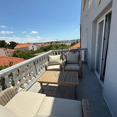 Apartments Puntamika Zadar Exterior photo